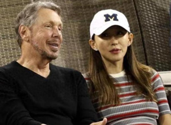 股票配资程序 90后东北大妞拿下全球第5富豪, 生2娃保千亿财富, 她比邓文迪更狠